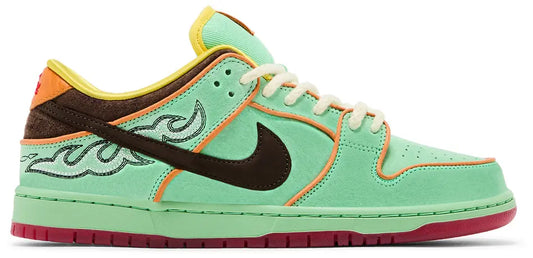SB Dunk Low Tourmaline