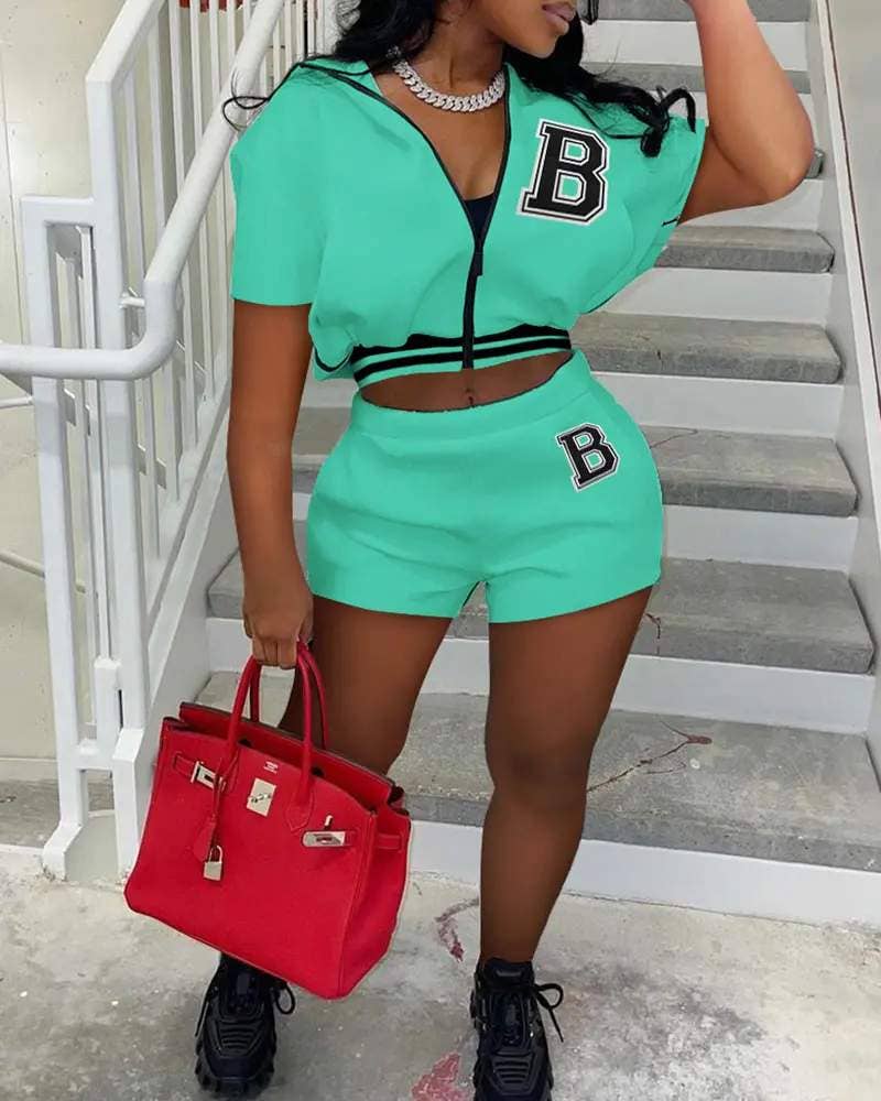 Letter print striped zipper design top shorts set black B