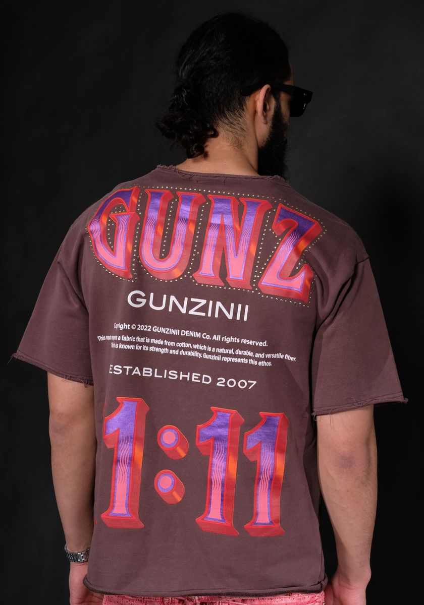 Gunzinii Brown 11:11 Tee